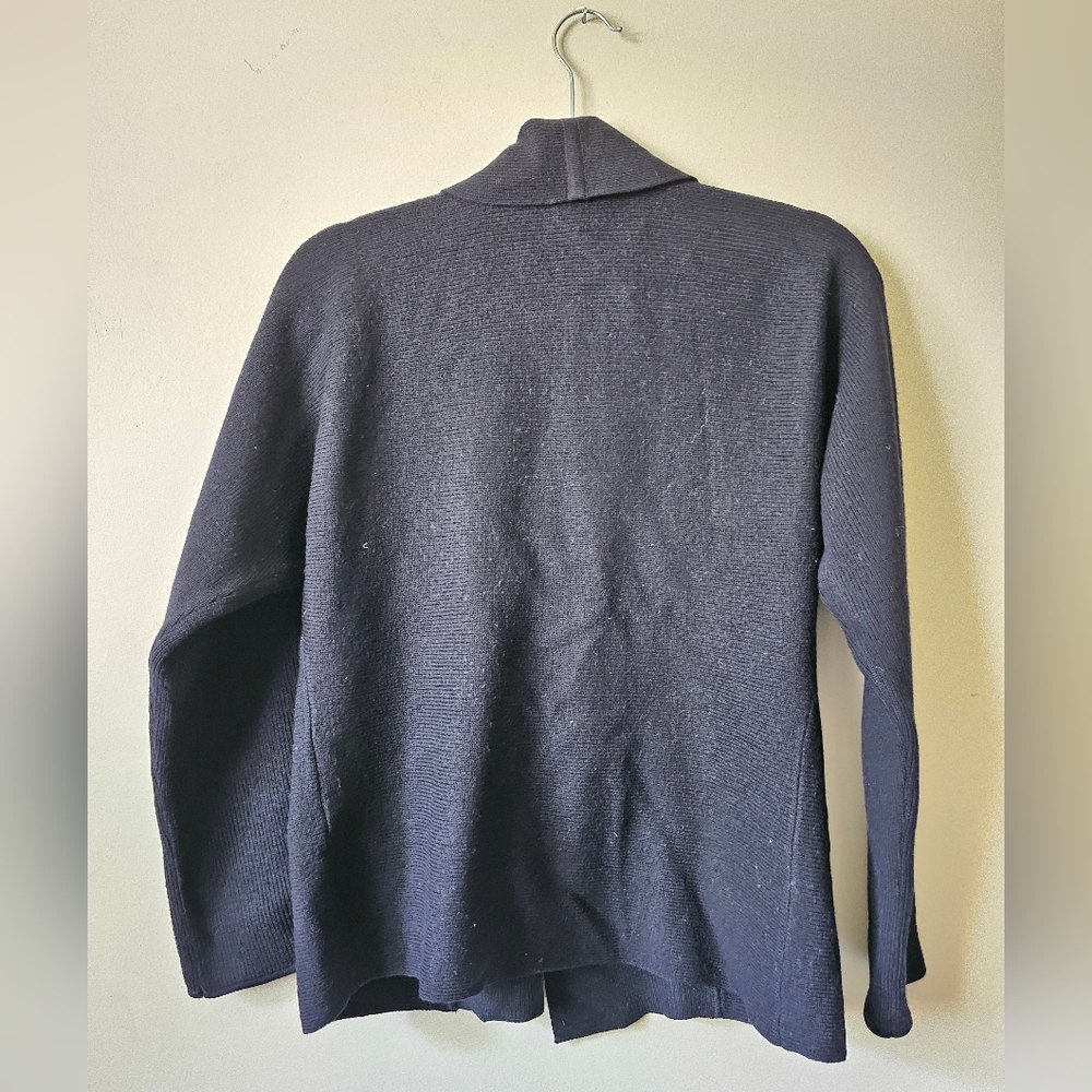 Escada Black Wool Cardigans. - Picture 5 of 10